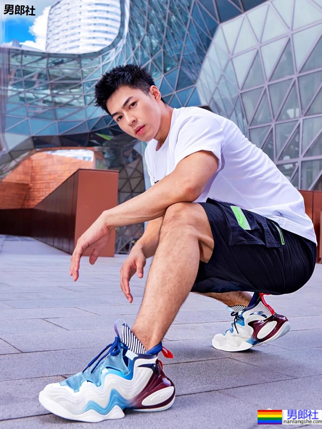 短发高鼻梁帅气小狼狗,这身腱子肉我又可了! - 51虹马 短发高鼻梁帅气小狼狗,这身腱子肉我又可了! - 51虹马