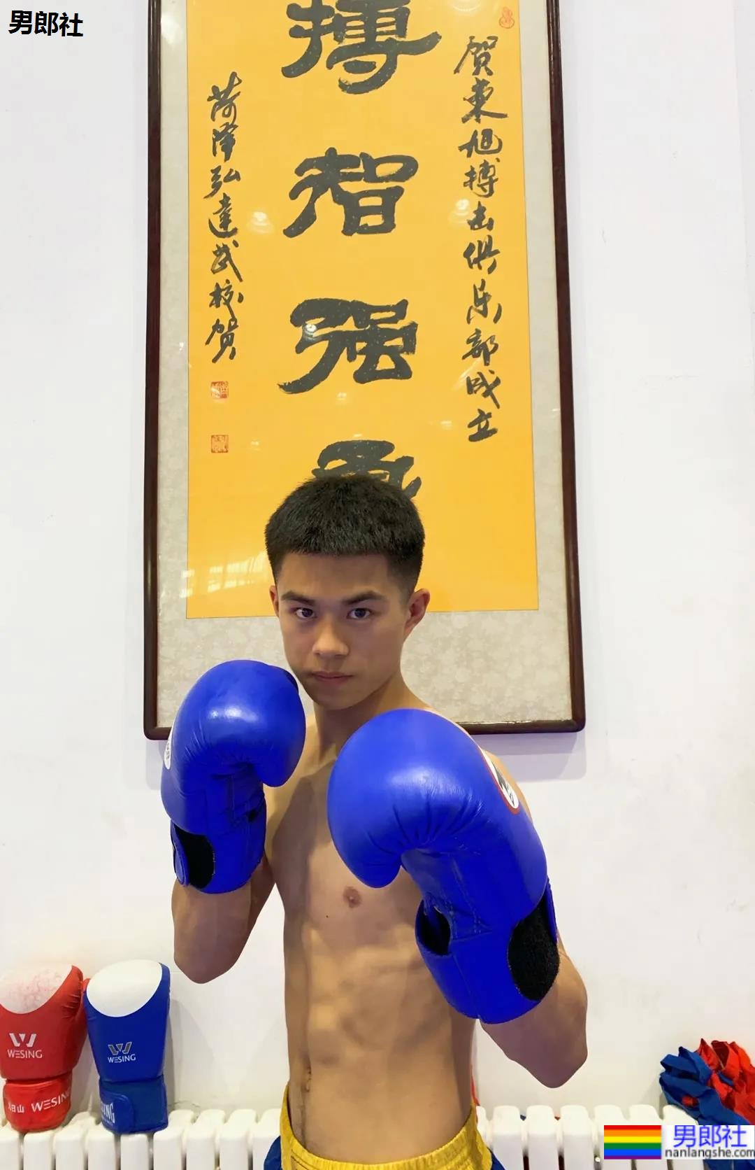 寸头体育生打你，会还手吗-51虹马