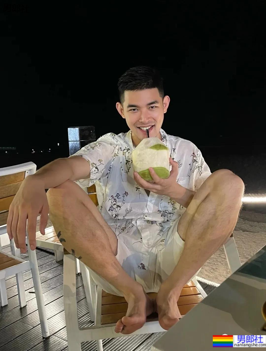 有这样的男朋友，可以玩很多角色扮演吧!-51虹马