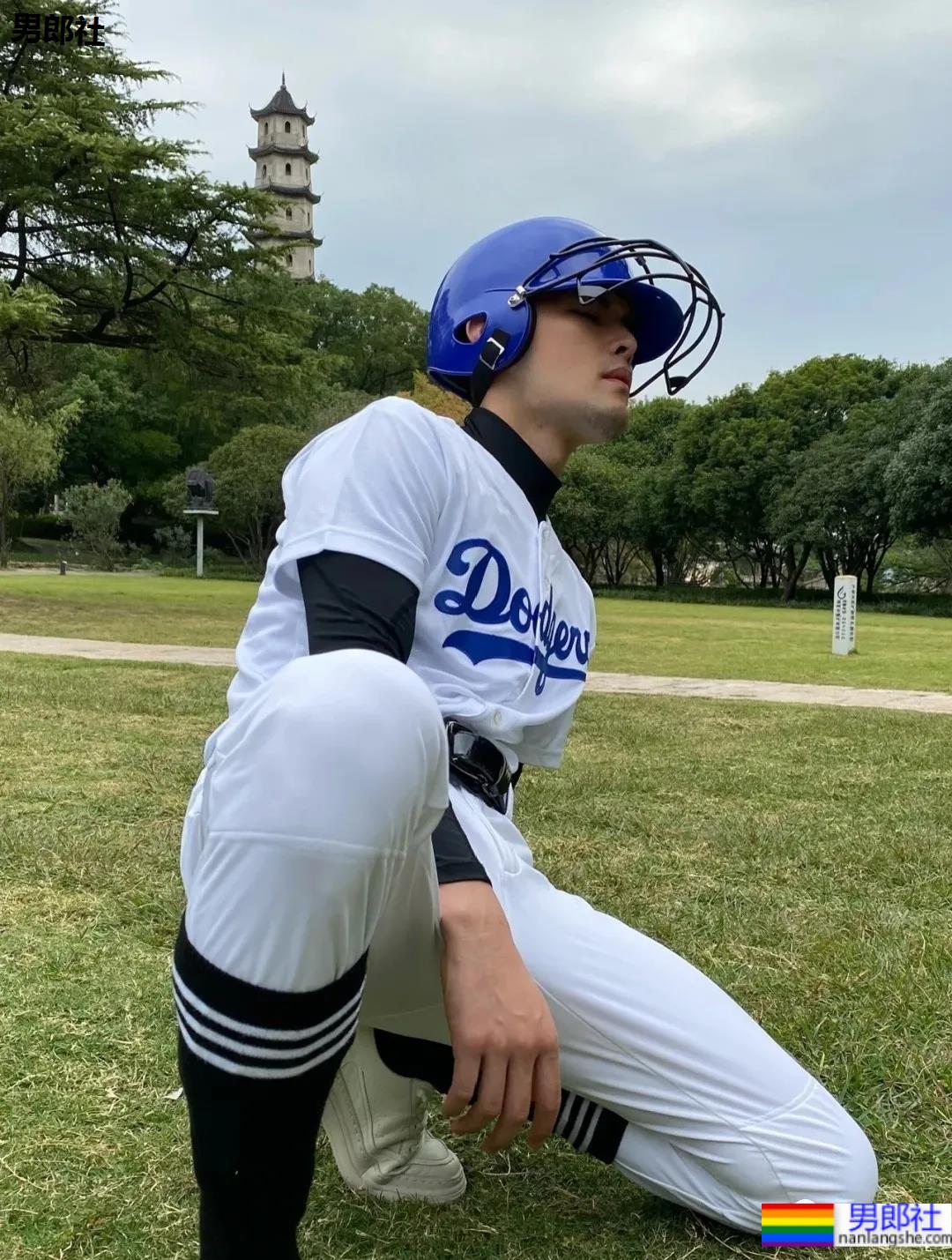 有这样的男朋友,可以玩很多角色扮演吧! - 51虹马 有这样的男朋友,可以玩很多角色扮演吧! - 51虹马