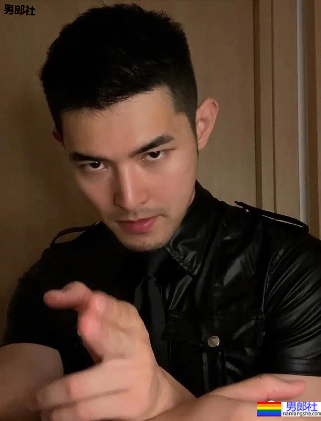 有这样的男朋友,可以玩很多角色扮演吧! - 51虹马 有这样的男朋友,可以玩很多角色扮演吧! - 51虹马