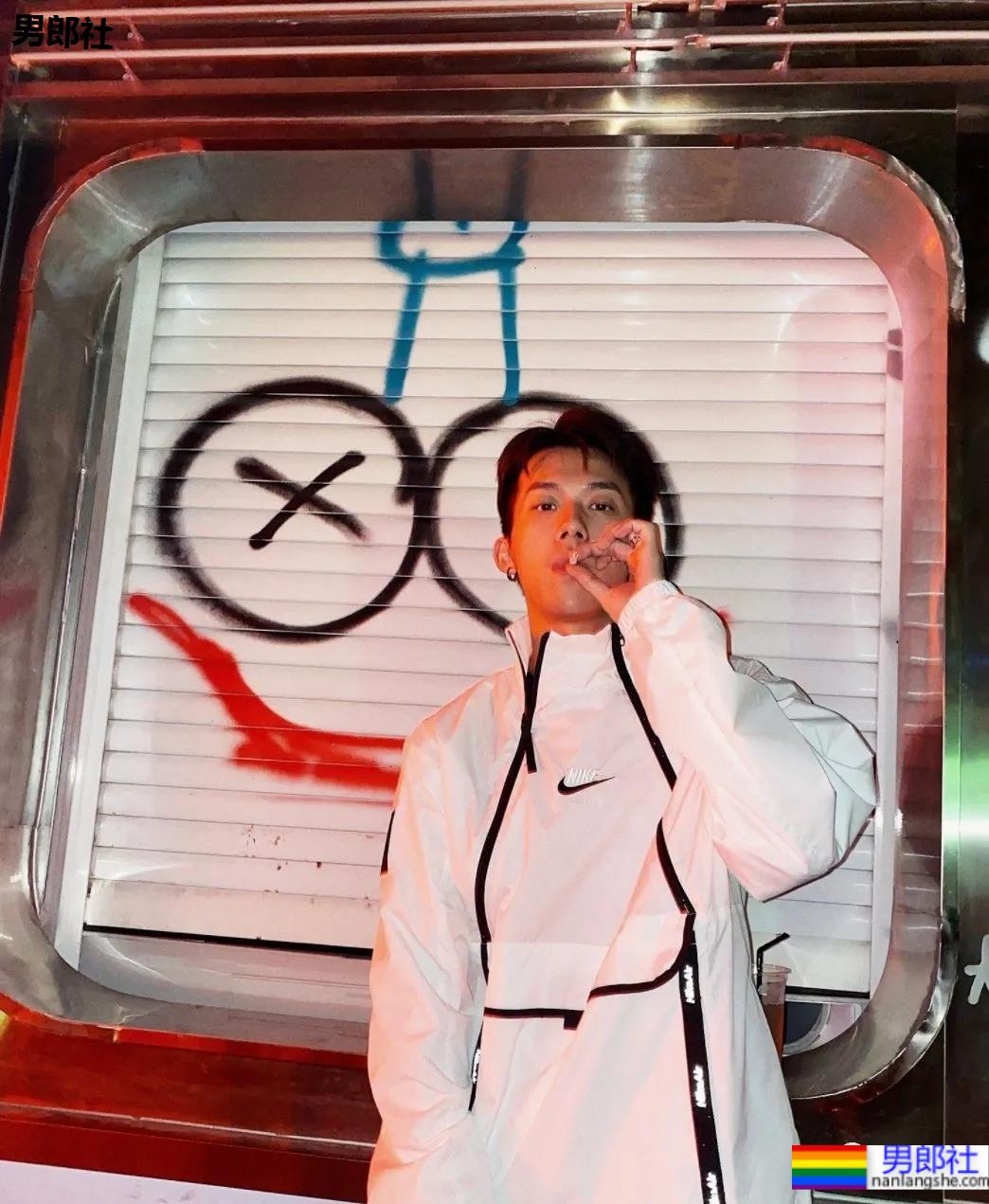 这位寸头男孩颜值也太能打了吧！ - 51虹马