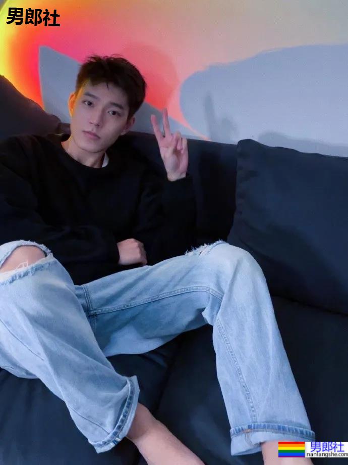 重庆阳光干净的奶狗小哥哥，他把少年感拉满了！-51虹马