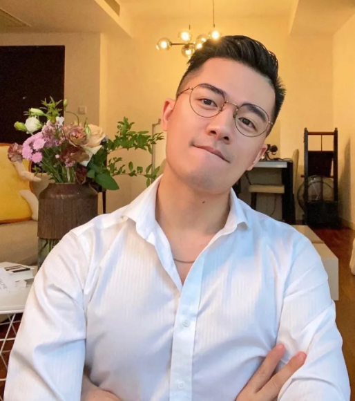 超级大瓜！gay圈百万粉丝名媛拓杰，网传被捕？？？ - 51虹马