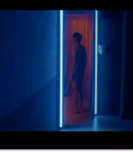 从学生引诱到老师猥亵，这五部同性师生恋电影，一部比一部大尺度-51虹马