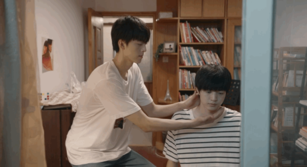 国产新剧！绝美爱情！高冷攻和他的呆萌小公举！ - 51虹马