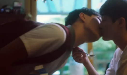 伪骨科好甜蜜！军中故事。。。 - 51虹马