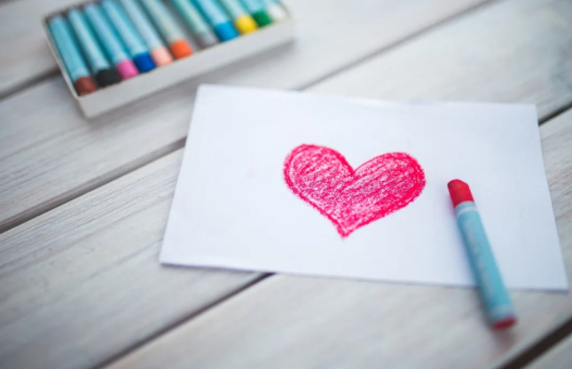 广州男子网恋3个月转账30多万，结果发现女友竟然是男的？-51虹马