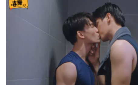 woc!更衣室,太刺激了! - 51虹马 woc!更衣室,太刺激了! - 51虹马