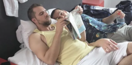 同班男生竟是女装大佬!我弯了。。。 - 51虹马 同班男生竟是女装大佬!我弯了。。。 - 51虹马