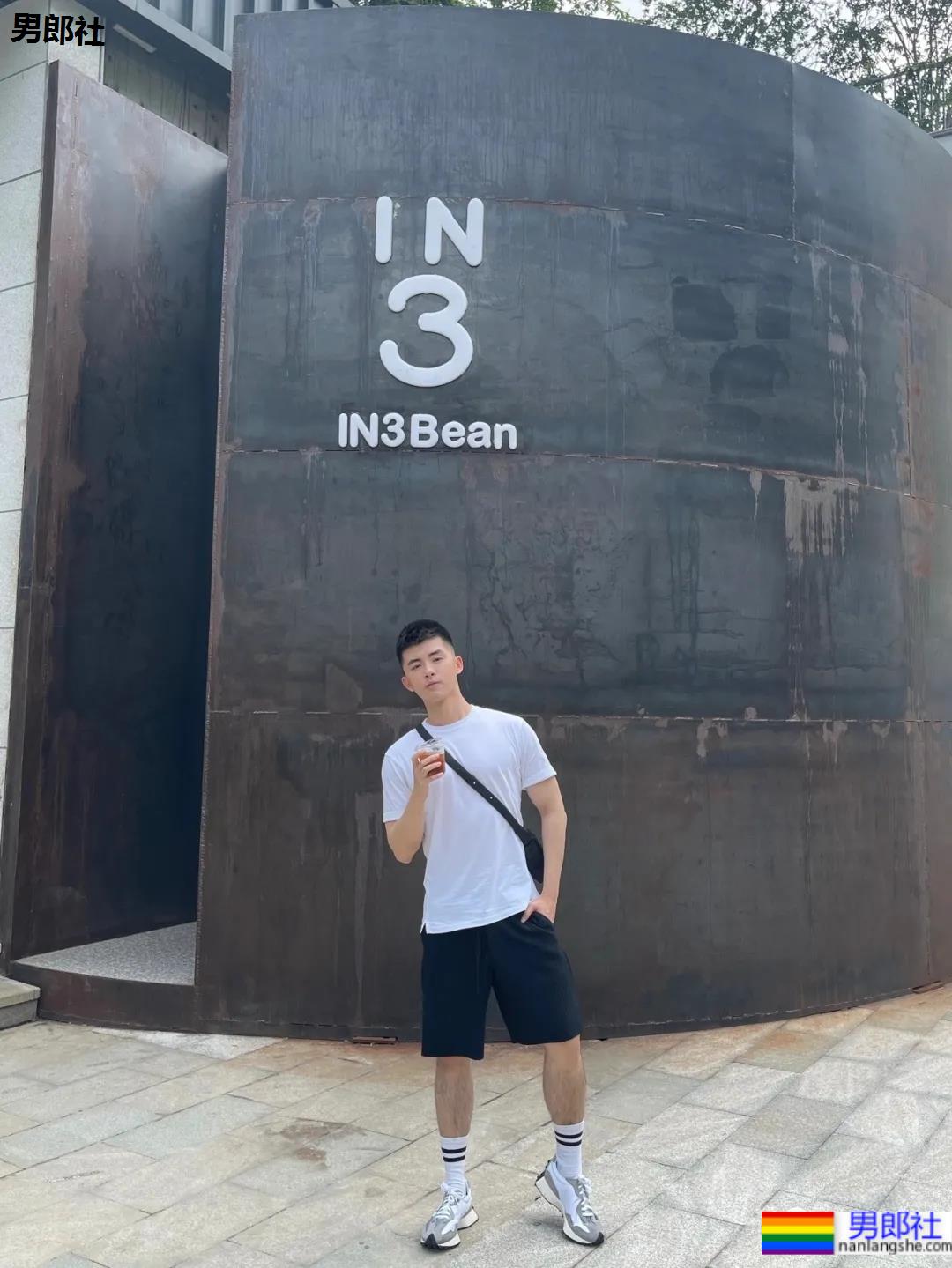 阳光帅气的健气男孩，这个运动系小狼狗有点帅！ - 51虹马