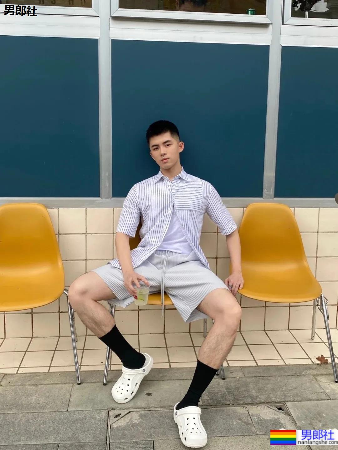 阳光帅气的健气男孩，这个运动系小狼狗有点帅！ - 51虹马