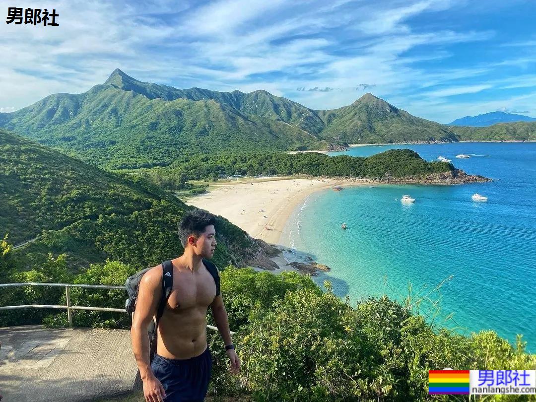 奶凶奶凶的肌肉网红小哥，能奶能狼还超甜的宝藏男孩！ - 51虹马