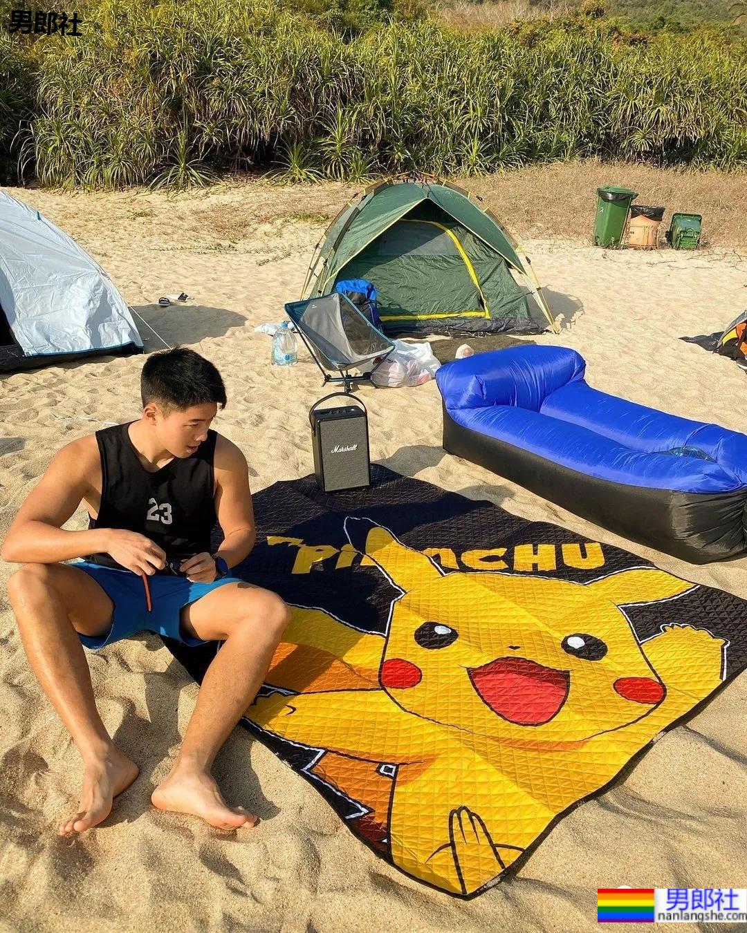 奶凶奶凶的肌肉网红小哥，能奶能狼还超甜的宝藏男孩！ - 51虹马