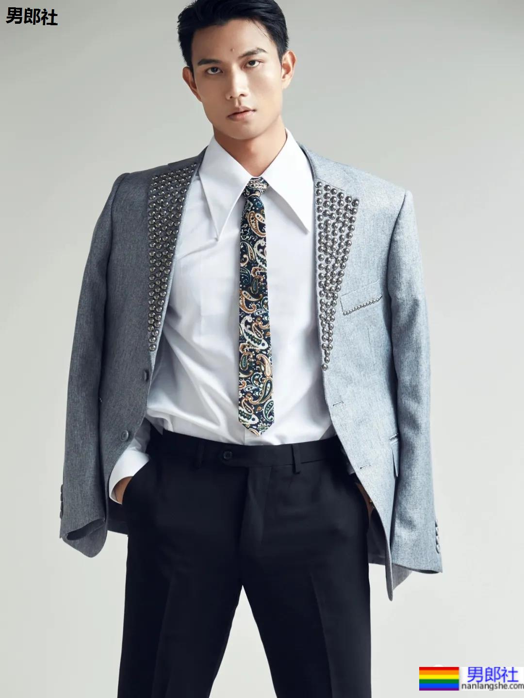 185CM腹肌健身男模，是你理想的男友身材吗？ - 51虹马