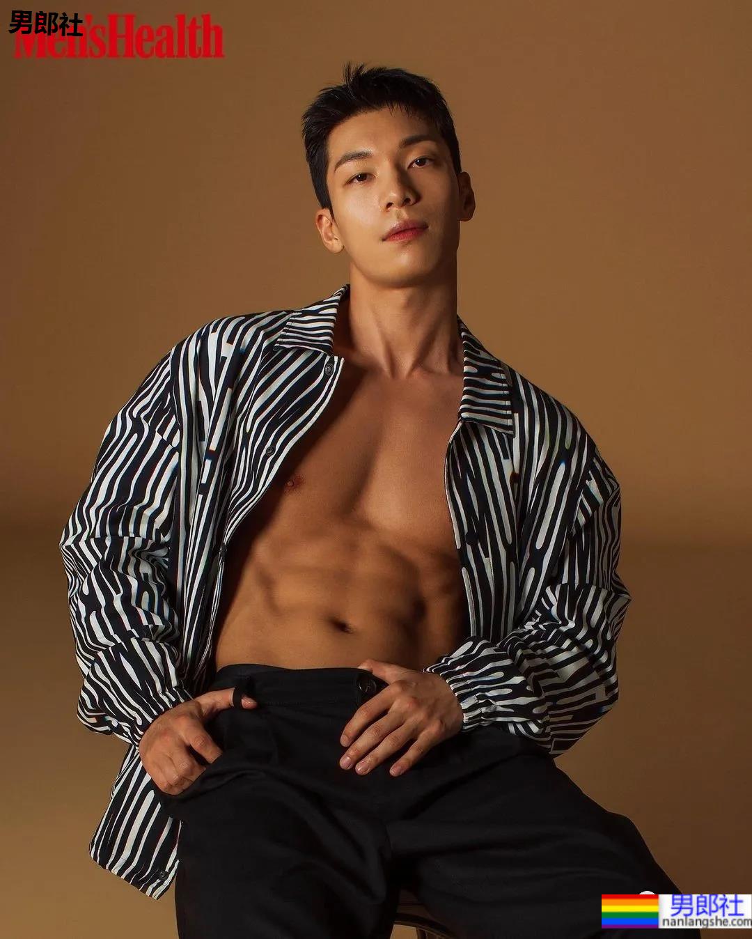 富老头都忍不住带他去密室开小灶！《鱿鱼游戏》这警察不要太撩！ - 51虹马