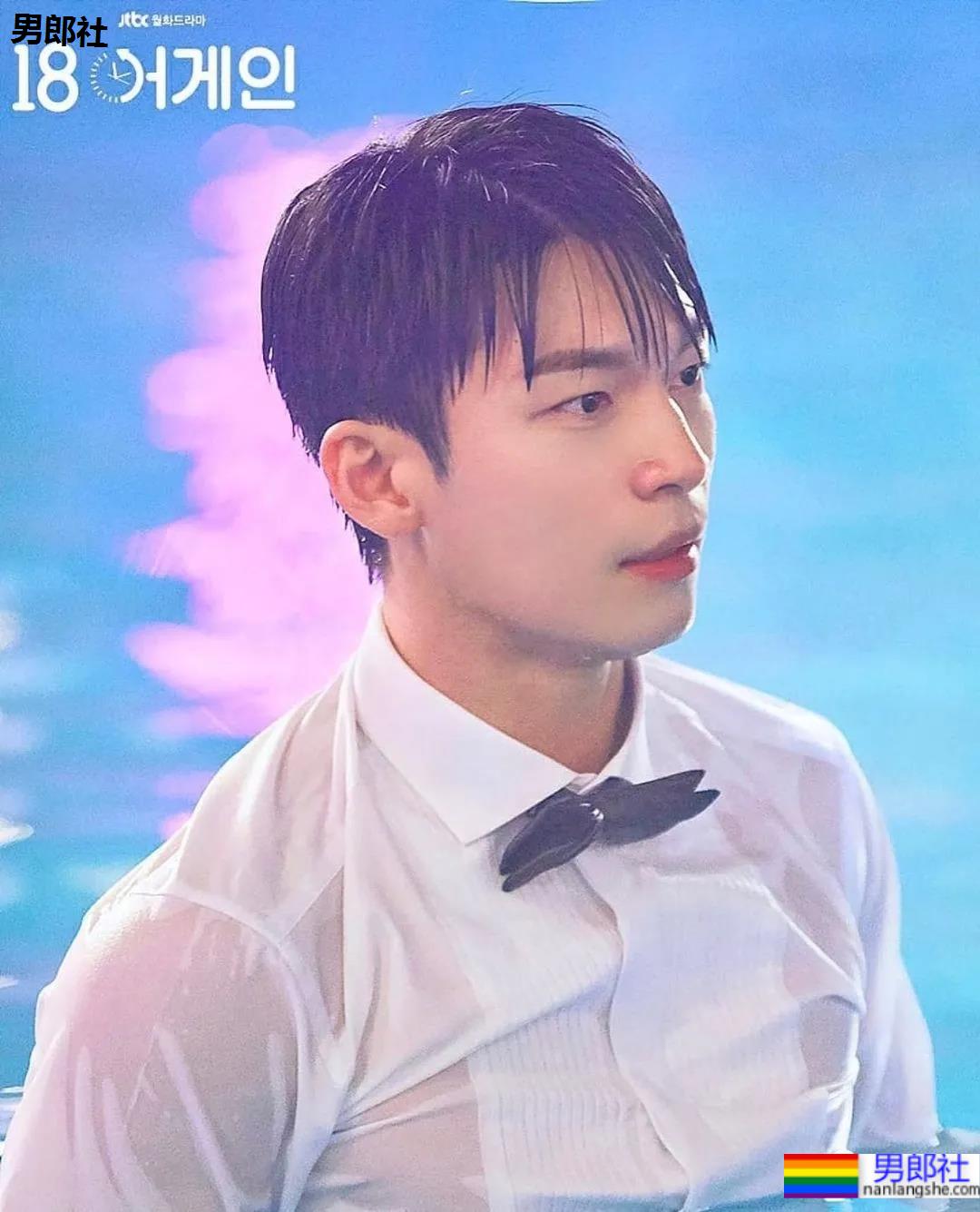 富老头都忍不住带他去密室开小灶！《鱿鱼游戏》这警察不要太撩！ - 51虹马