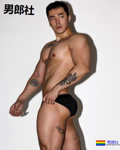周一嘎肌肉｜肌肉配潮牌直接辣出水！结实背肌性感屁屁还不舔爆：Jay Park - 51虹马