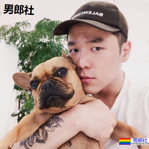 周一嘎肌肉｜肌肉配潮牌直接辣出水！结实背肌性感屁屁还不舔爆：Jay Park - 51虹马