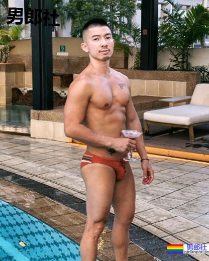 阳光洒在腹肌上!生活就是简单又可爱的新加坡小鲜肉:威伦 - 51虹马 阳光洒在腹肌上!生活就是简单又可爱的新加坡小鲜肉:威伦 - 51虹马