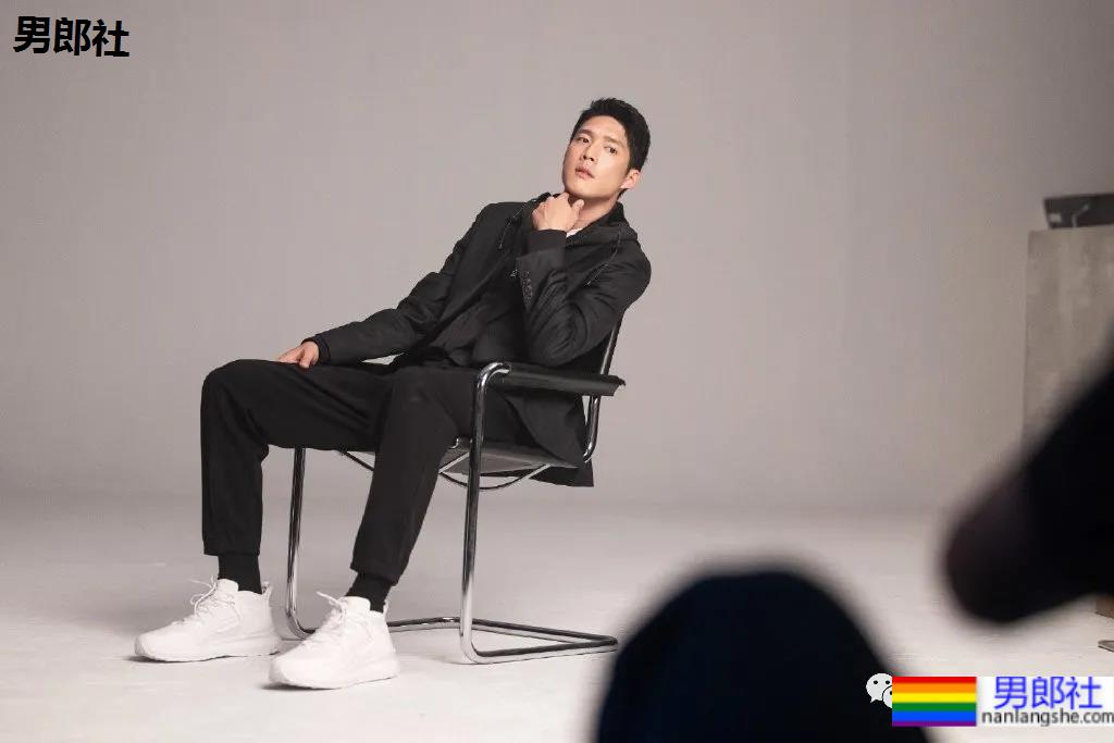 王子文的超帅男友吴永恩进圈当男模了？ - 51虹马