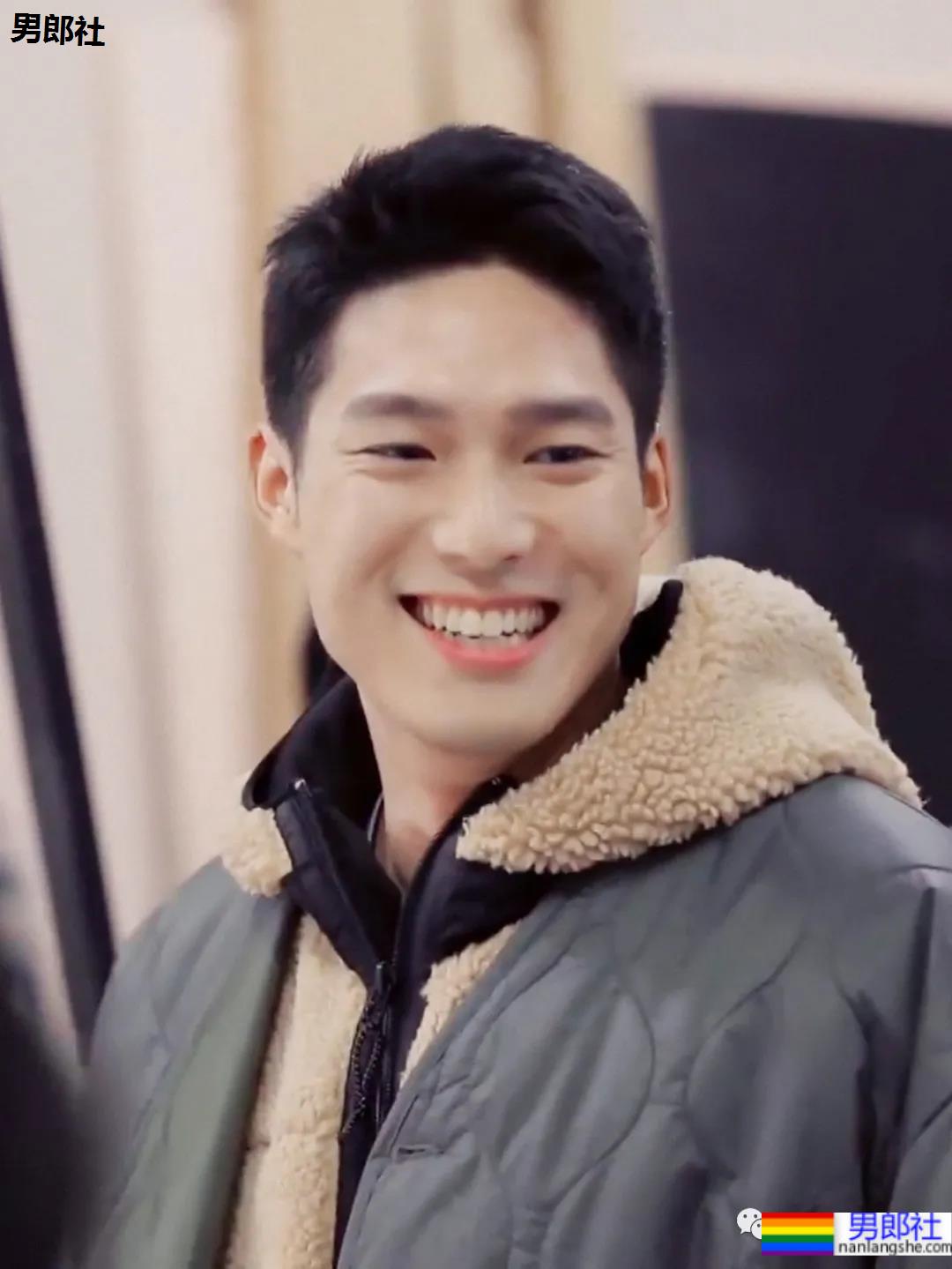 王子文的超帅男友吴永恩进圈当男模了？ - 51虹马