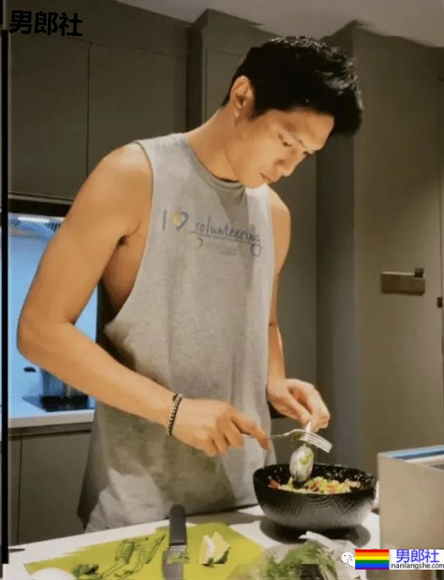 王子文的超帅男友吴永恩进圈当男模了？ - 51虹马