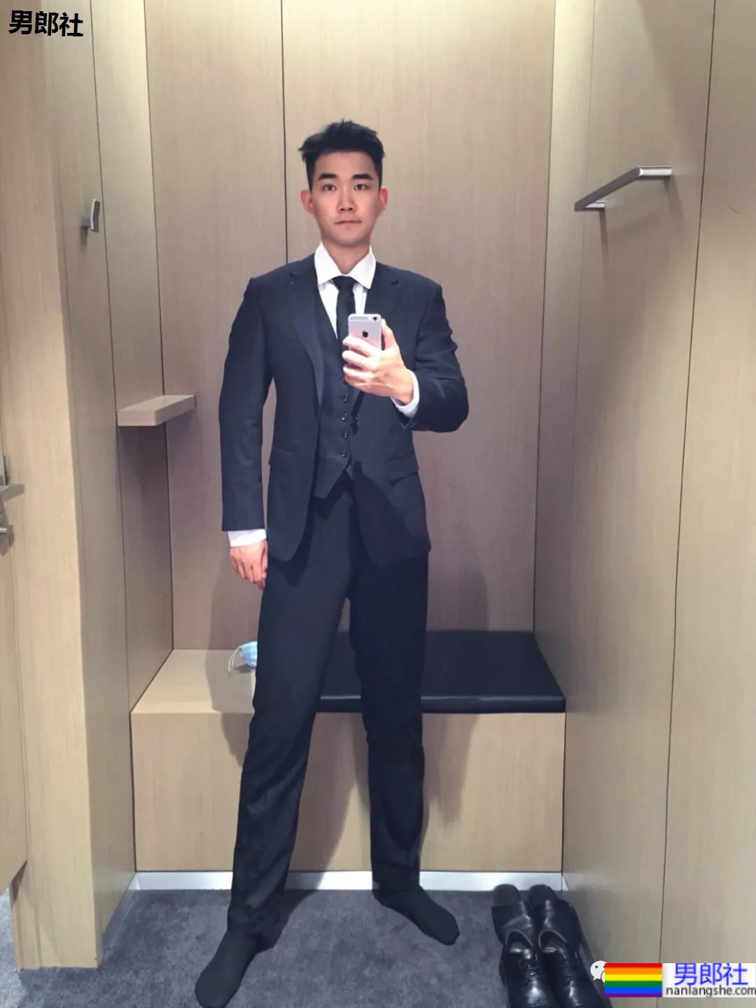 187CM的郑州小哥成网红，这腿也太长了吧 - 51虹马