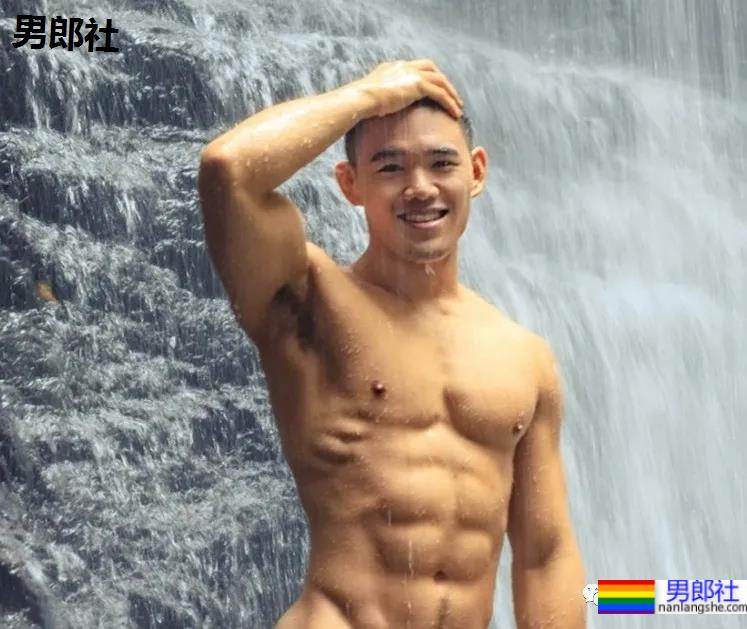 一对柔道体育生CP玩水有多好看？羡慕死了 - 51虹马