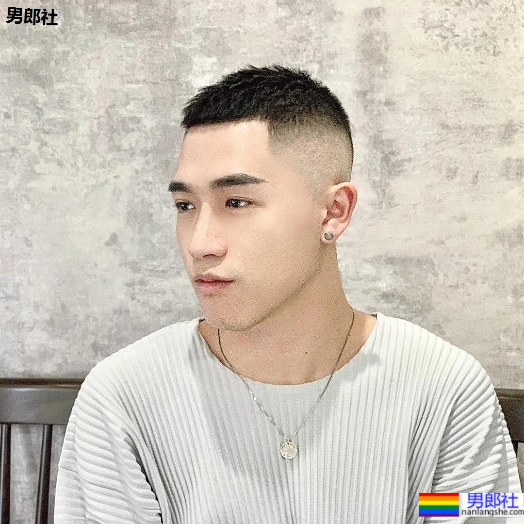 2021秋冬亚洲男士发型流行趋势,帅炸毛了 - 51虹马 2021秋冬亚洲男士发型流行趋势,帅炸毛了 - 51虹马