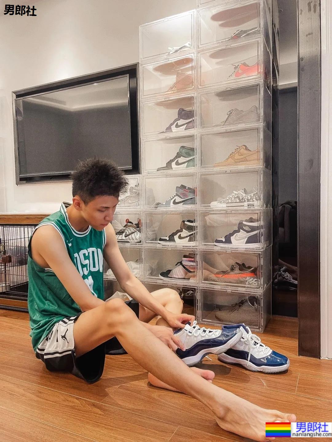 00年大长腿球鞋控少年，太好看了！ - 51虹马