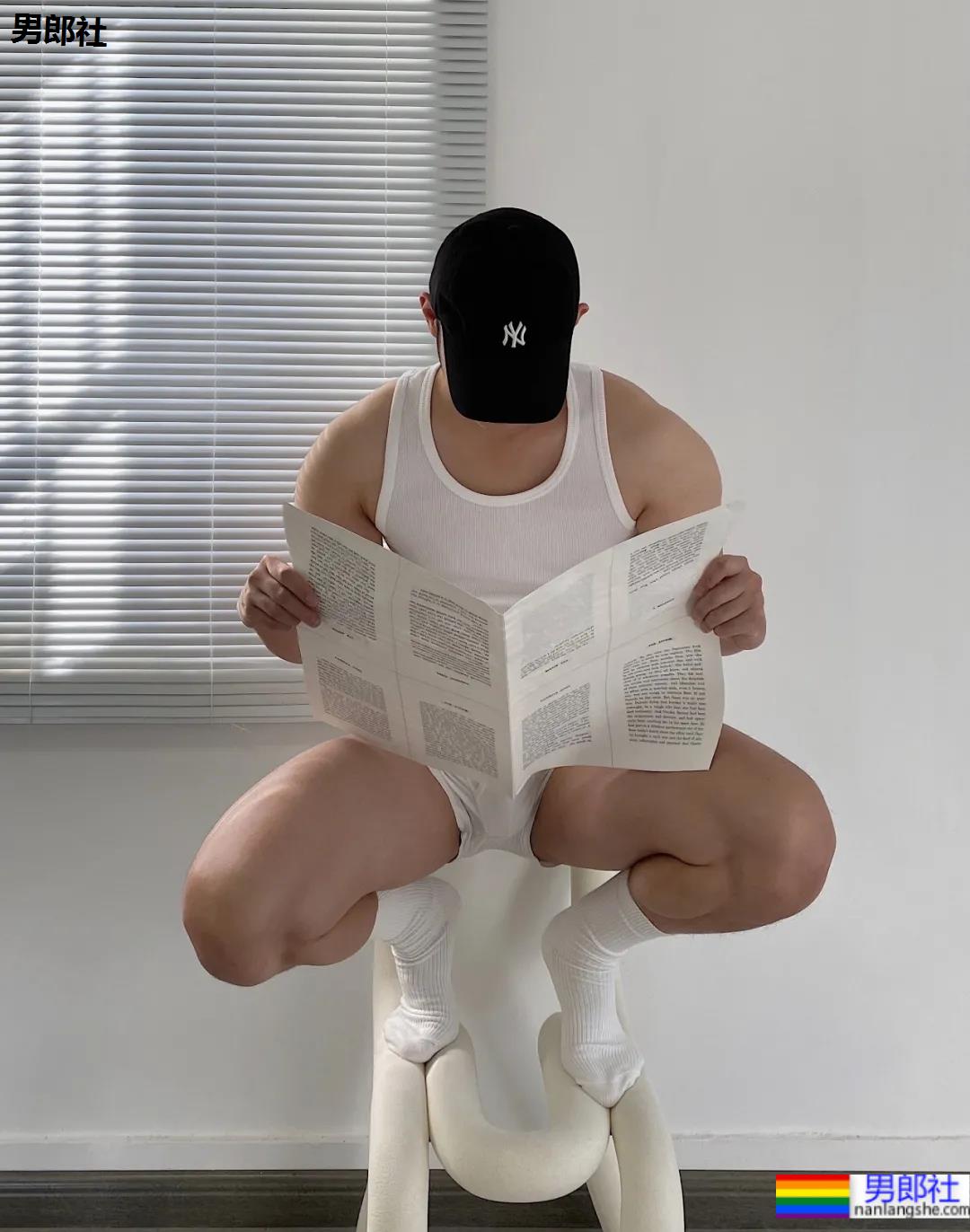 这188CM壮壮小哥的背心有点意思 - 51虹马 这188CM壮壮小哥的背心有点意思 - 51虹马