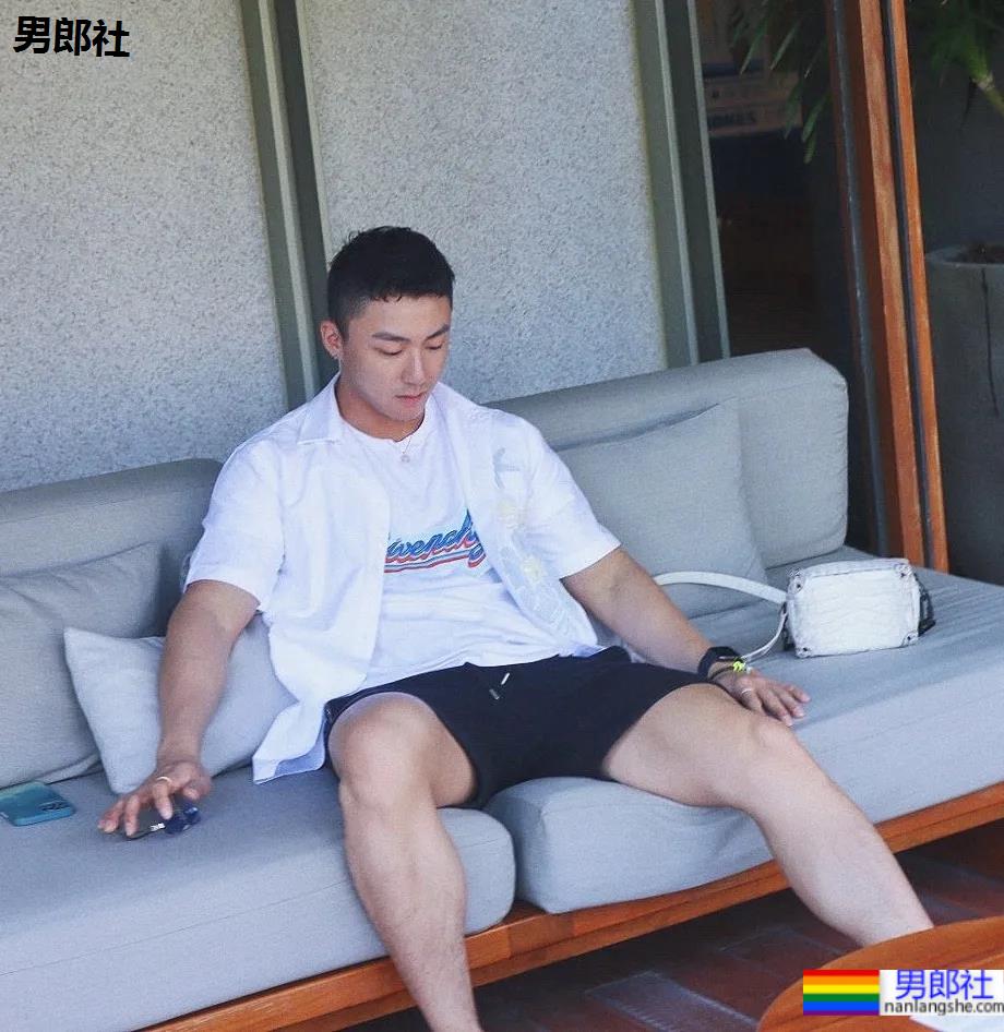 这枚山东小哥哥​，今天谁可以了？ - 51虹马