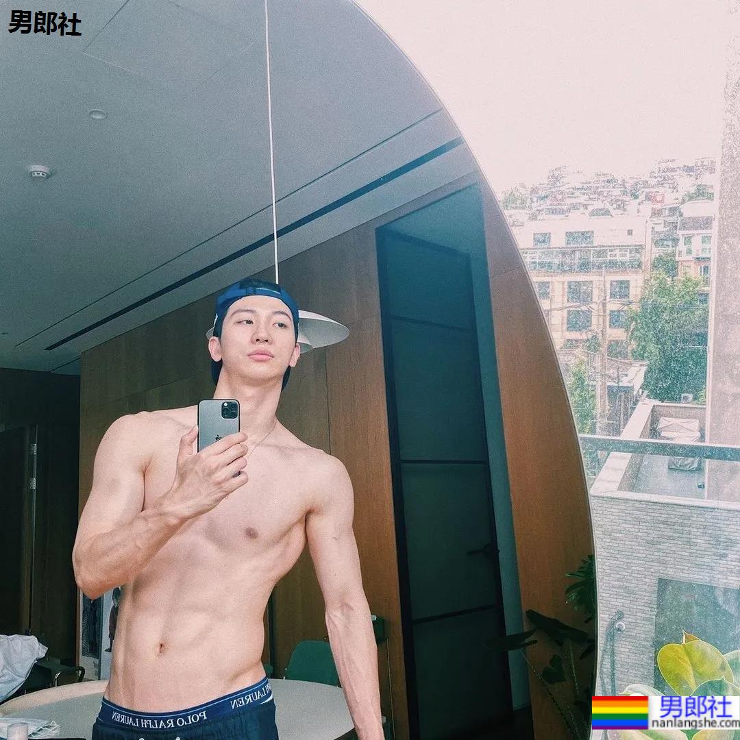 网红肌肉小红爆红推特，真相原来是这样子…… - 51虹马