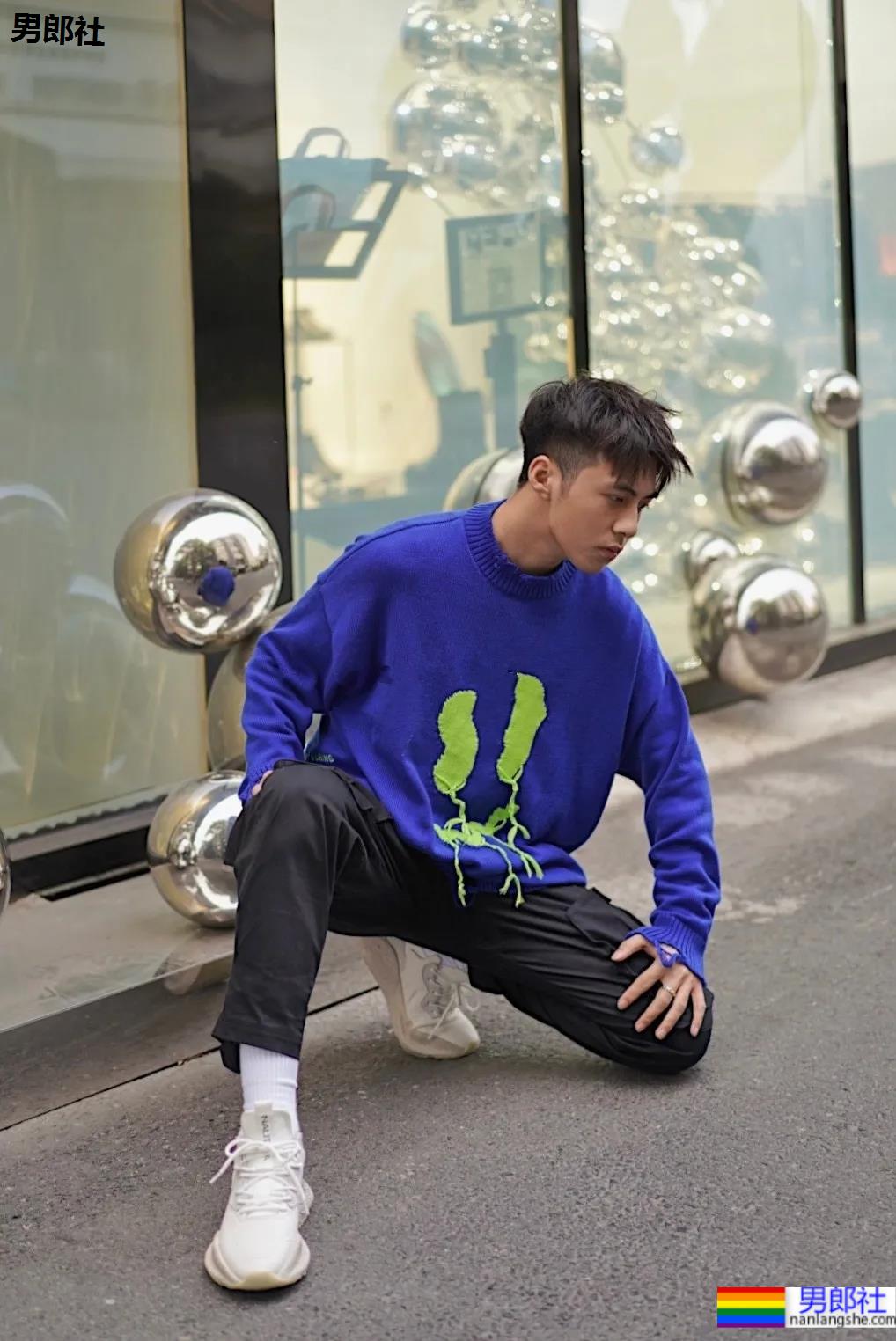 清爽干净小哥太讨人喜欢了 - 51虹马