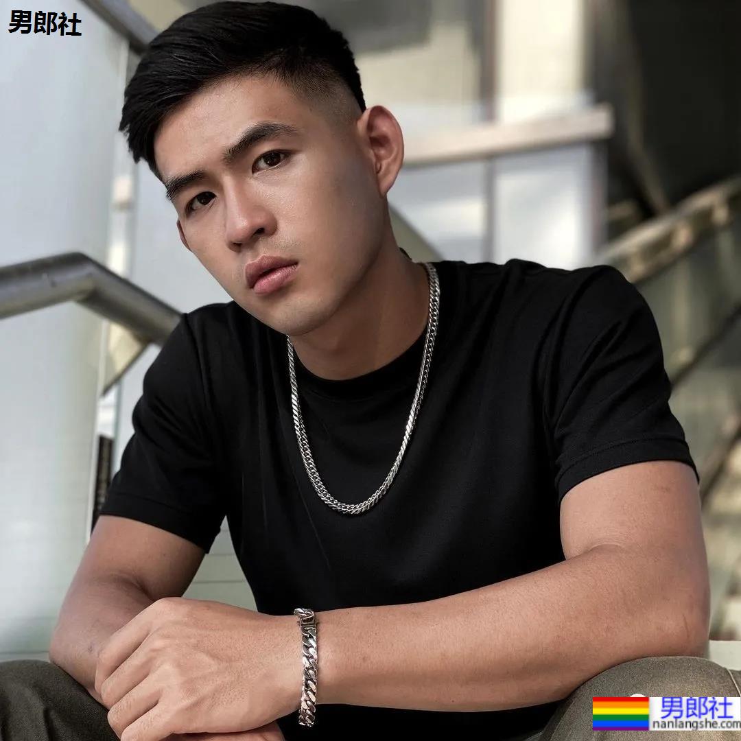 忠犬系排球运动员转行后被指抄袭,这身材网友直呼老公! - 51虹马 忠犬系排球运动员转行后被指抄袭,这身材网友直呼老公! - 51虹马