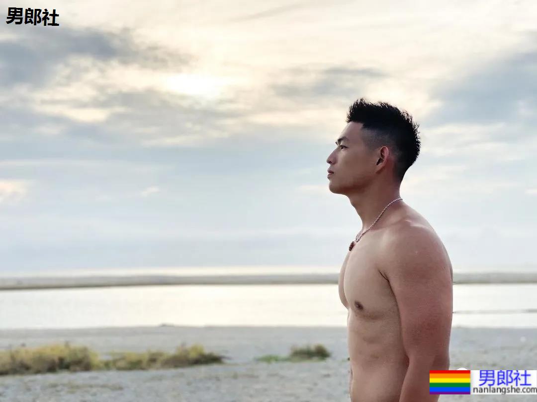 忠犬系排球运动员转行后被指抄袭,这身材网友直呼老公! - 51虹马 忠犬系排球运动员转行后被指抄袭,这身材网友直呼老公! - 51虹马