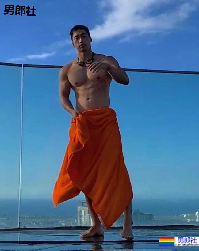 不爱白斩鸡专爱黑肌男?这摄影师也太懂男人了~ - 51虹马 不爱白斩鸡专爱黑肌男?这摄影师也太懂男人了~ - 51虹马