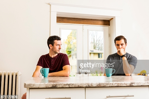 男同志爱侣复杂纠纷恋他人 设局偷拍伴侣与按摩师啪啪 - 51虹马