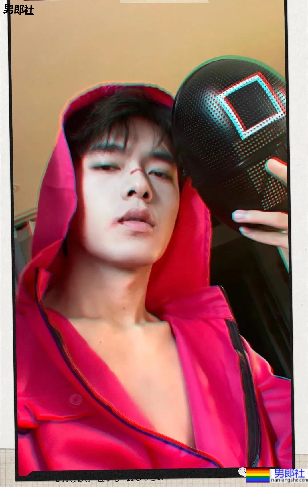 万圣节肌肉男们cos鱿鱼游戏太性感了！ - 51虹马