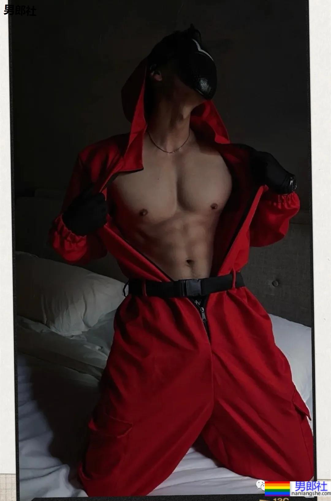 万圣节肌肉男们cos鱿鱼游戏太性感了！ - 51虹马