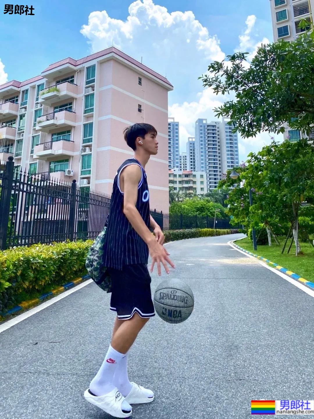 有人喜欢186CM的篮球男孩吗？ - 51虹马