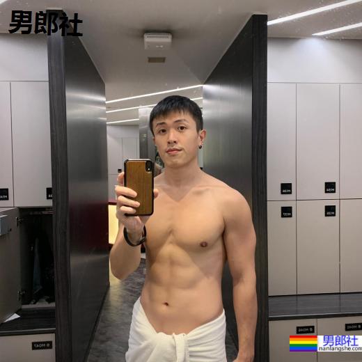 褪去书生外衣玩束缚：Yu-Wei Huang-51虹马