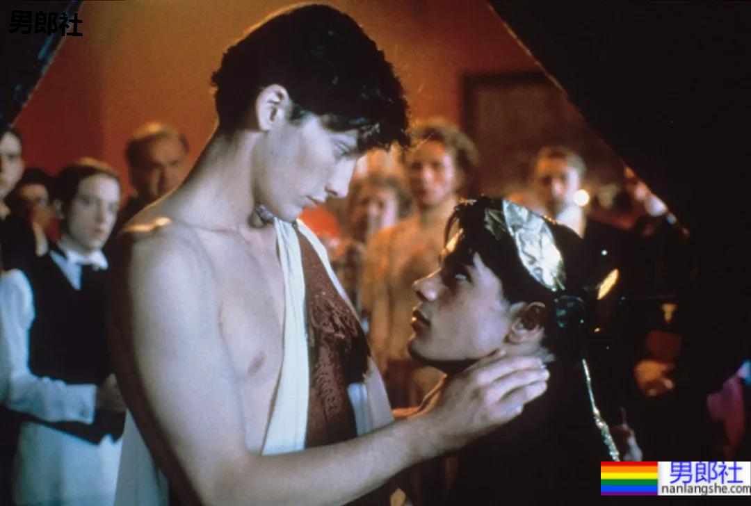 男色意象与恐同暴力的野百合 - 51虹马