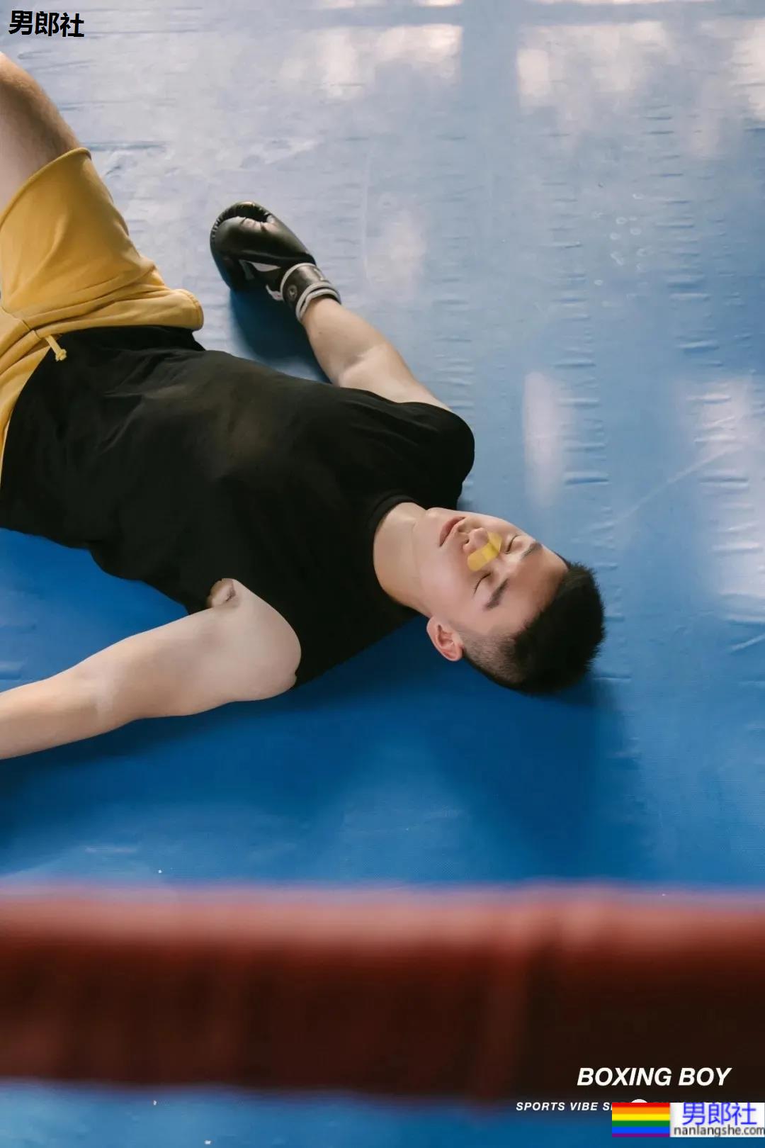 收获97%男粉的清华拳击小哥又被拍了，寸头奶肌腱子肉，我又馋了！ - 51虹马