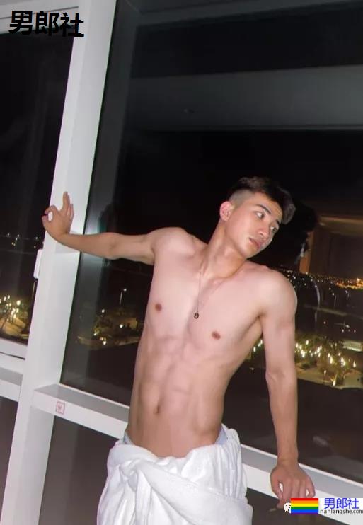 超爱露内裤边的韩国小演员，真的太想红 - 51虹马