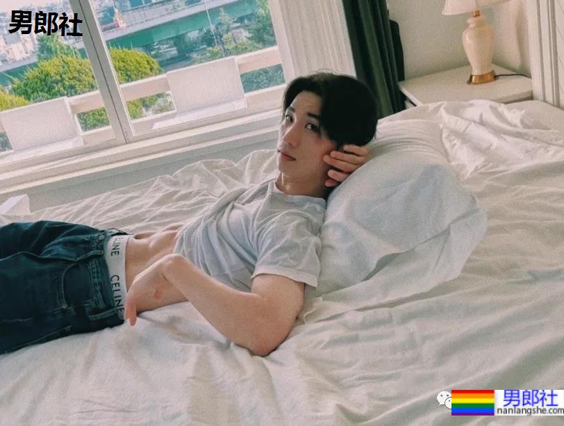 超爱露内裤边的韩国小演员，真的太想红 - 51虹马