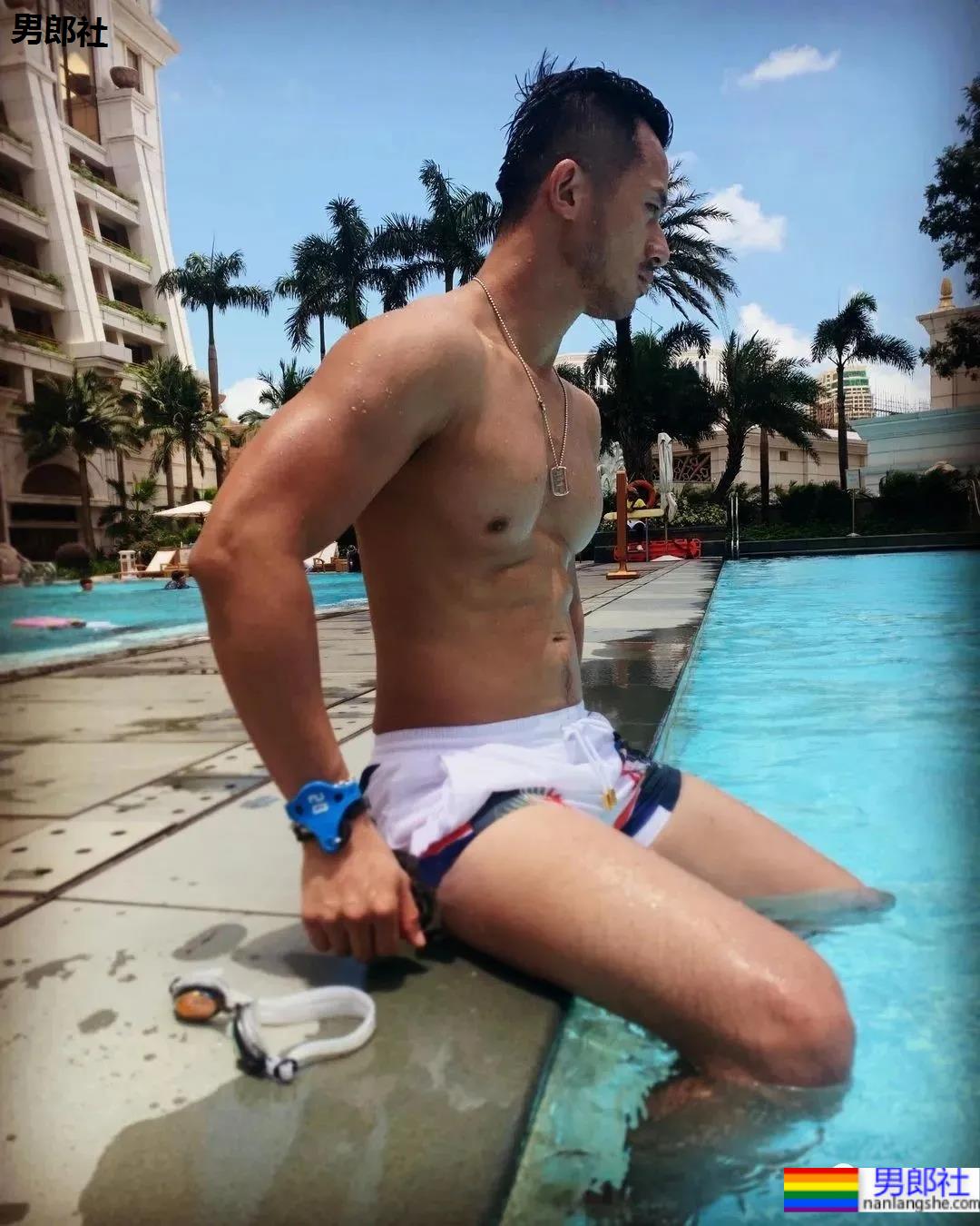 肌肉网红自曝超爱菊花,网友:这个坏习惯一定要改掉! - 51虹马 肌肉网红自曝超爱菊花,网友:这个坏习惯一定要改掉! - 51虹马