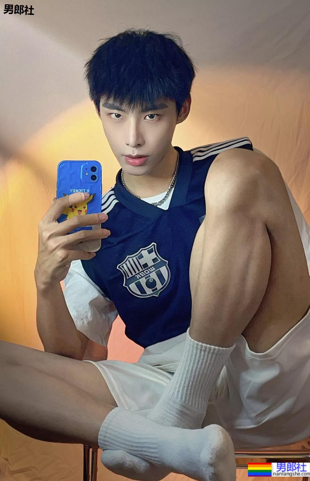 推特体育生美能达火了，抖音号已被扒 - 51虹马