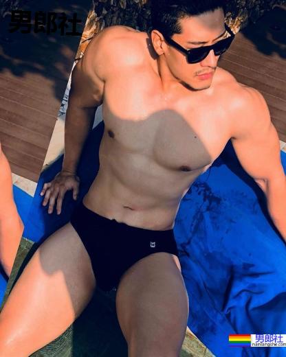 泰国阳光勐男好性感！红色内裤激发内心深层慾望：Seth Patrick-51虹马